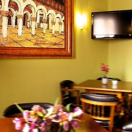 Hostal Los Guerreros Toledo Luaran gambar