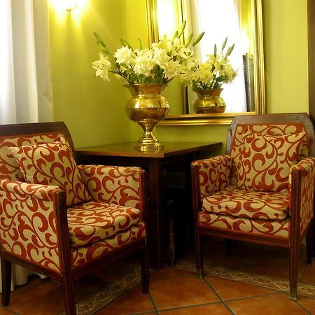 Hostal Los Guerreros Toledo Luaran gambar